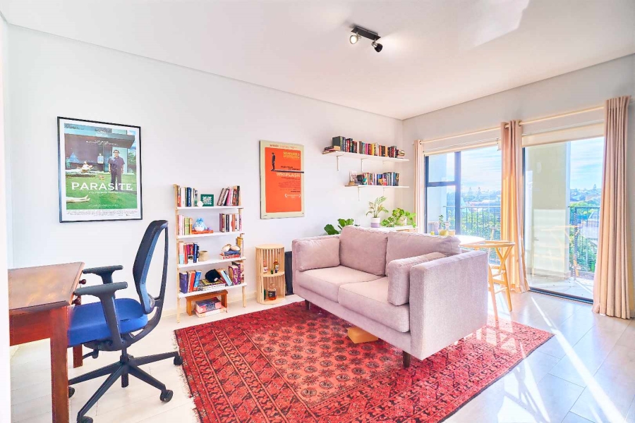 1 Bedroom Property for Sale in Bloubergrant Western Cape